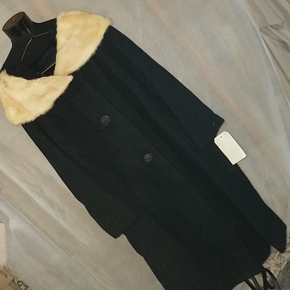 sycamore Jackets & Blazers - Vintage Sycamore black lined coat size 16
